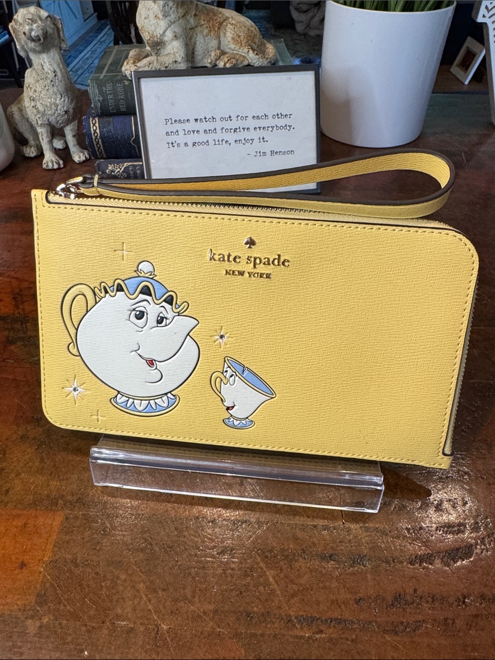 🩵kate spade yellow Disney Mrs. Potts & Chip Wristlet